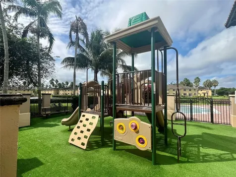 930 NE 33rd Terrace Homestead FL 33033