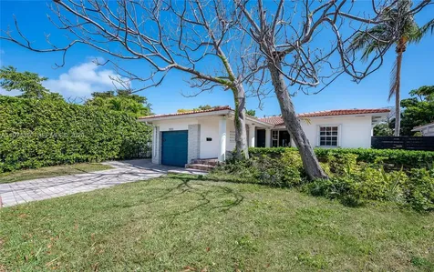 7027 Trouville Esplanade Miami Beach FL 33141