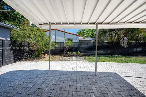 7027 Trouville Esplanade Miami Beach FL 33141