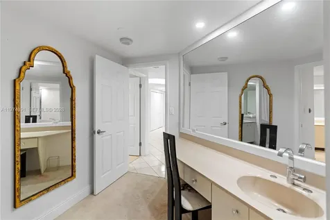 20191 E Country Club Drive Aventura FL 33180