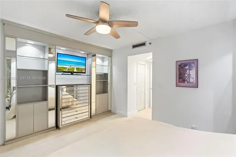20191 E Country Club Drive Aventura FL 33180