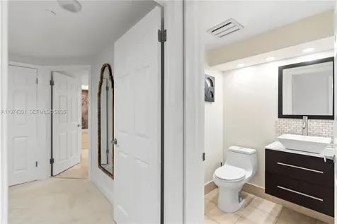 20191 E Country Club Drive Aventura FL 33180