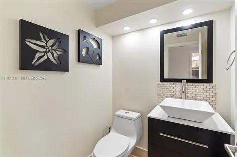 20191 E Country Club Drive Aventura FL 33180