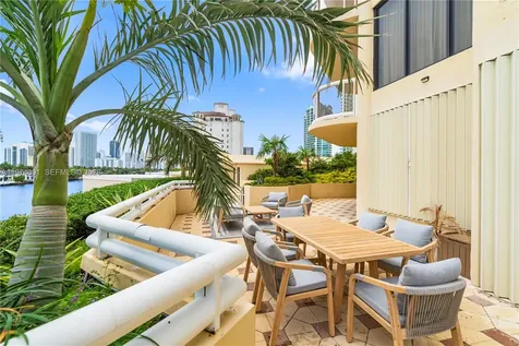 20191 E Country Club Drive Aventura FL 33180
