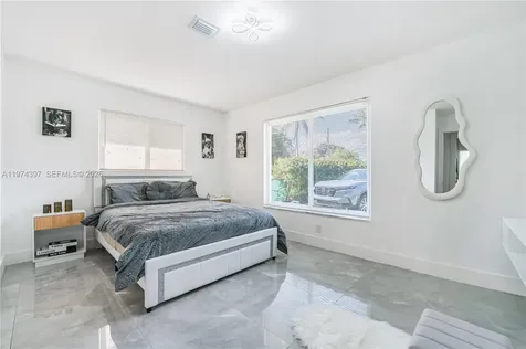 1830 NW 32nd Street Oakland Park FL 33309
