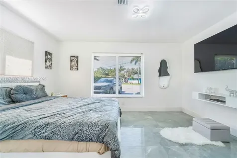 1830 NW 32nd Street Oakland Park FL 33309