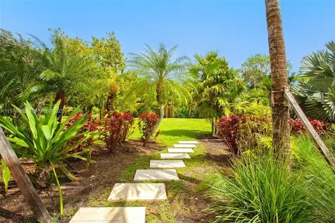 12021 NW 4th Street Plantation FL 33325