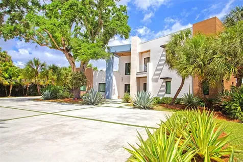 12021 NW 4th Street Plantation FL 33325