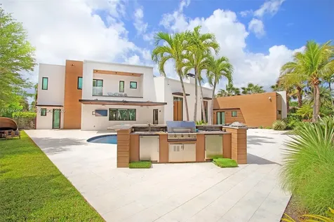 12021 NW 4th Street Plantation FL 33325