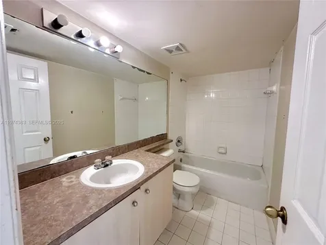 11185 SW 6th Street Pembroke Pines FL 33025