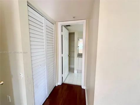 11185 SW 6th Street Pembroke Pines FL 33025