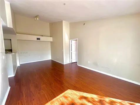 11185 SW 6th Street Pembroke Pines FL 33025