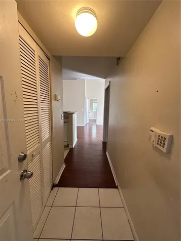 11185 SW 6th Street Pembroke Pines FL 33025