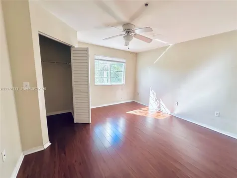 11185 SW 6th Street Pembroke Pines FL 33025