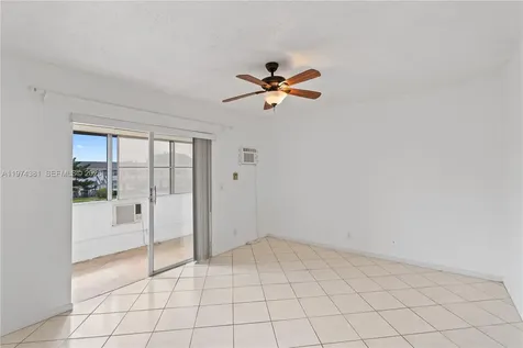 237 Camden J West Palm Beach FL 33417