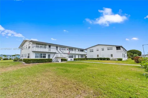 237 Camden J West Palm Beach FL 33417