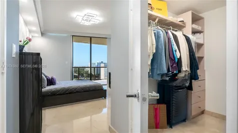 16275 Collins Avenue Sunny Isles Beach FL 33160