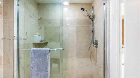 16275 Collins Avenue Sunny Isles Beach FL 33160