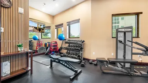 16275 Collins Avenue Sunny Isles Beach FL 33160