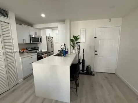 8607 SW 68th Court Pinecrest FL 33156