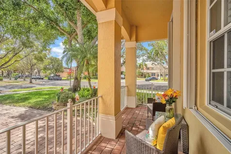 1435 Cardinal Way Weston FL 33327