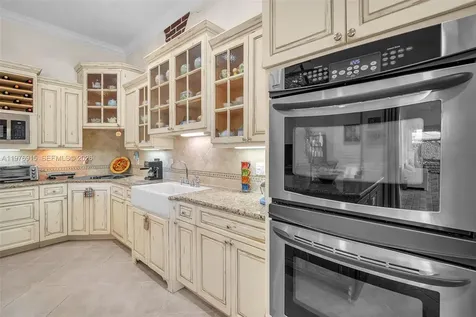 1435 Cardinal Way Weston FL 33327