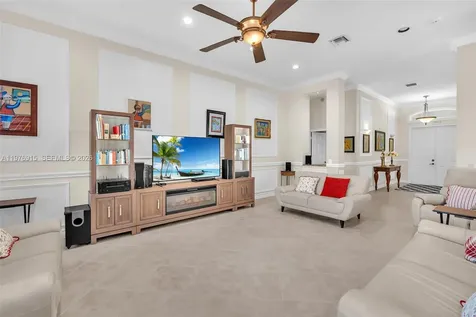 1435 Cardinal Way Weston FL 33327