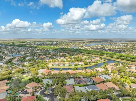 1435 Cardinal Way Weston FL 33327