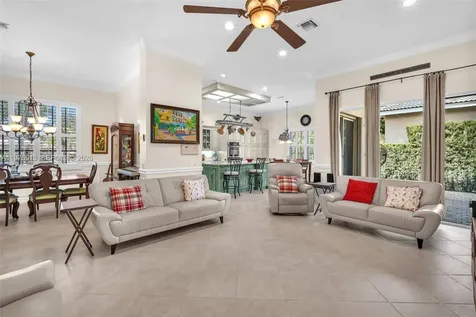 1435 Cardinal Way Weston FL 33327