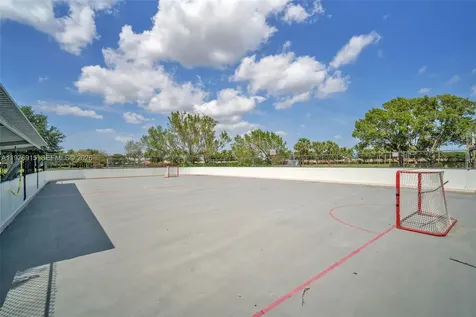 1435 Cardinal Way Weston FL 33327