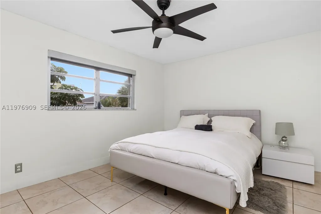 1400 N Tallwood Avenue Hollywood FL 33021