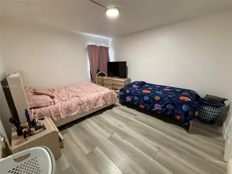 6070 W 18th Avenue Hialeah FL 33012