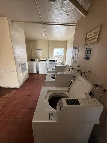 6070 W 18th Avenue Hialeah FL 33012