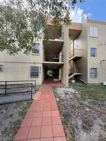 6070 W 18th Avenue Hialeah FL 33012