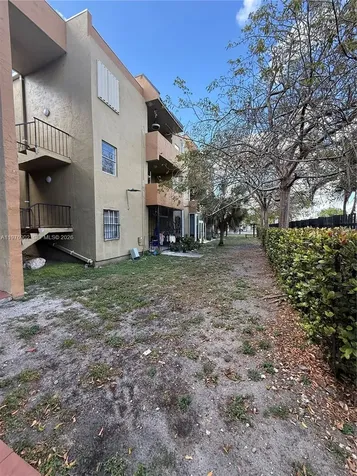 6070 W 18th Avenue Hialeah FL 33012