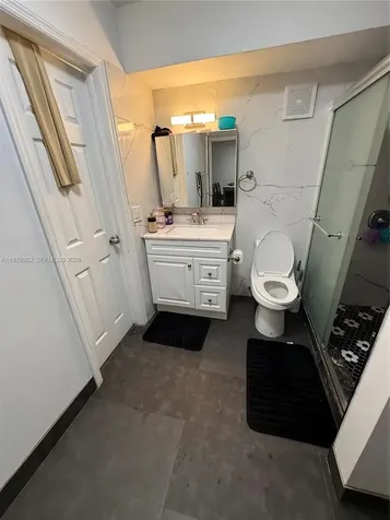 6070 W 18th Avenue Hialeah FL 33012