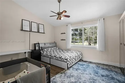 2929 Dorchester Lane Cooper City FL 33026