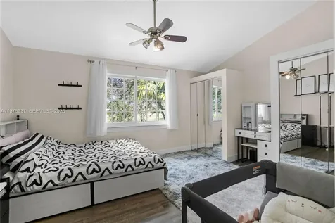 2929 Dorchester Lane Cooper City FL 33026