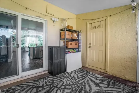 2929 Dorchester Lane Cooper City FL 33026