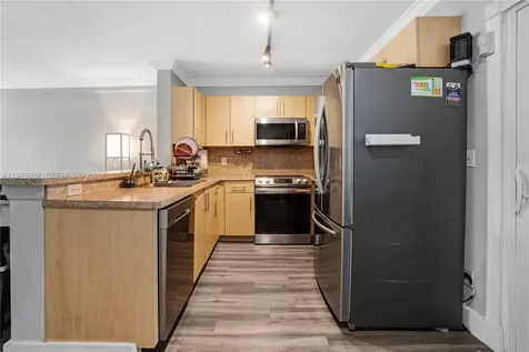 2929 Dorchester Lane Cooper City FL 33026