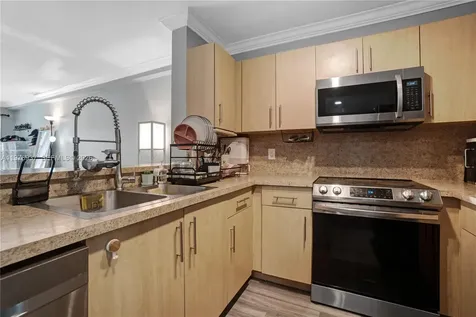 2929 Dorchester Lane Cooper City FL 33026
