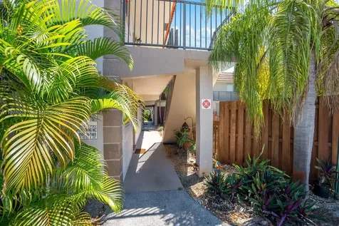 3050 NE 5th Terrace Wilton Manors FL 33334