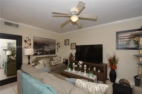 3050 NE 5th Terrace Wilton Manors FL 33334