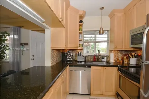 3050 NE 5th Terrace Wilton Manors FL 33334
