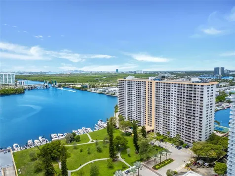 290 174th Street Sunny Isles Beach FL 33160