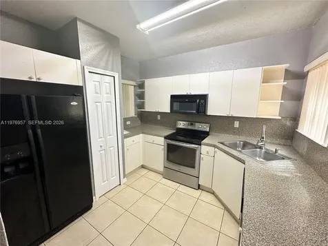 687 SW 10th Street Florida City FL 33034