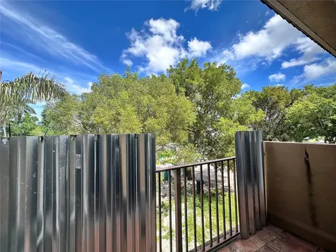 687 SW 10th Street Florida City FL 33034