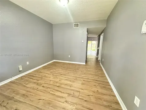 687 SW 10th Street Florida City FL 33034