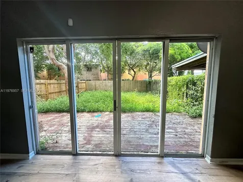 687 SW 10th Street Florida City FL 33034