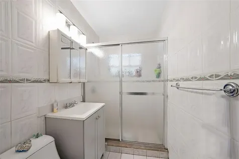 1385 NE 130th Street North Miami FL 33161
